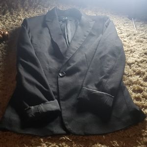 Black Blazer 4/40